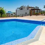 2149-amazing Groundfloor 3 Bedrooms On Golf, Pools